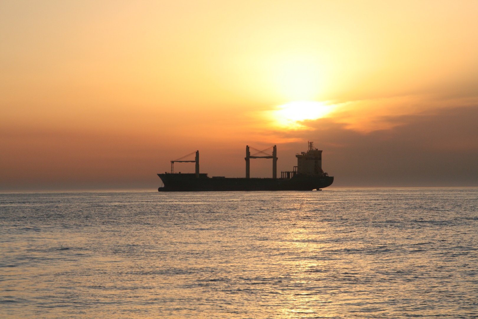 Sonnenaufgang vor Gibraltar