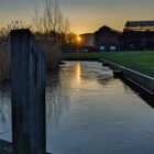 Sonnenaufgang Westpark am Wasser und Steg