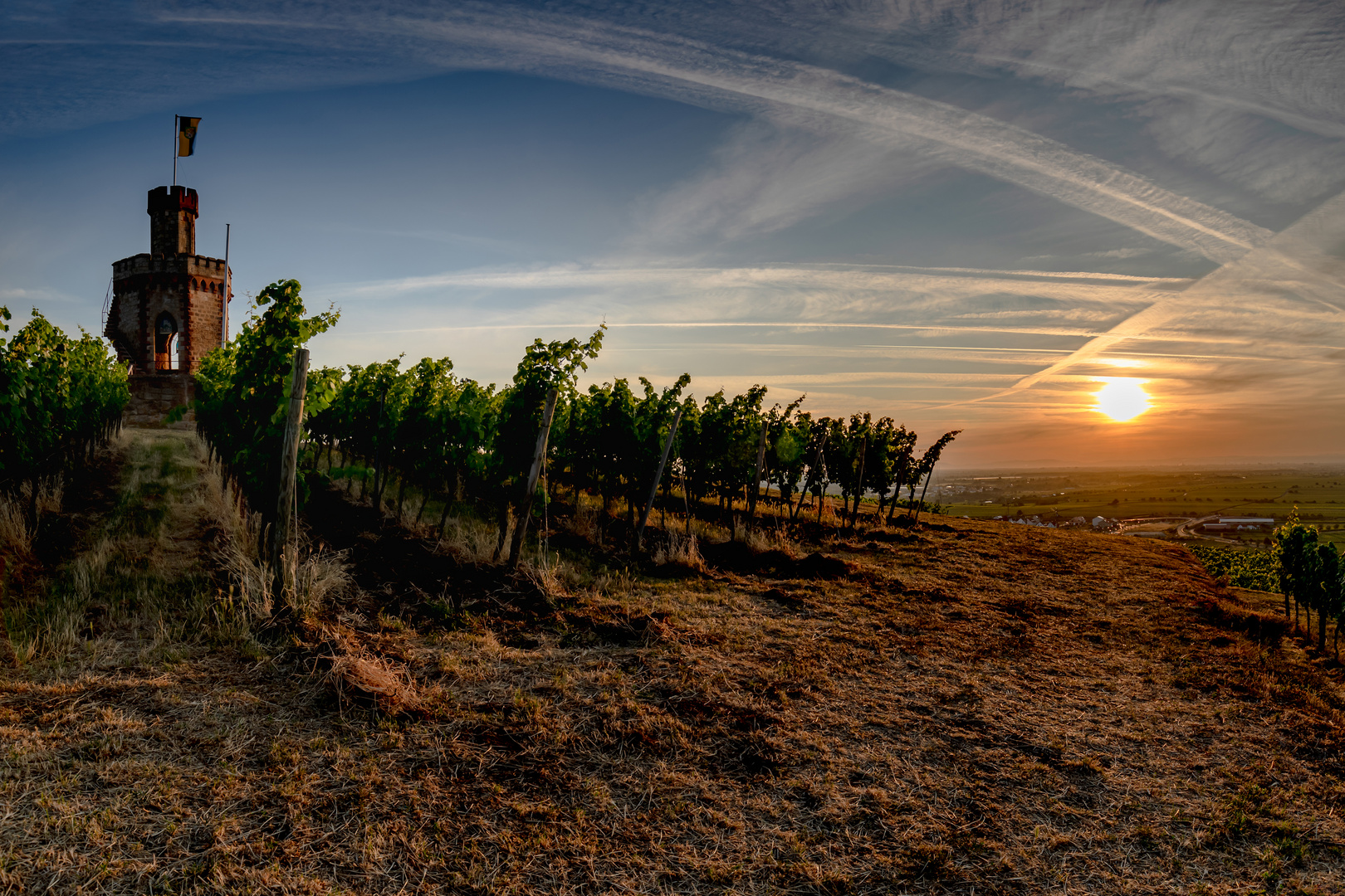 Sonnenaufgang_Flaggenturm