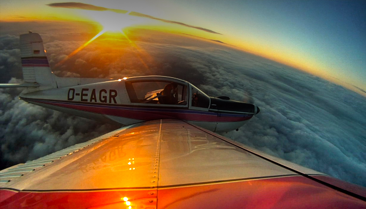 Sonnenaufgangsfliegen 2013, morgens 5:00Uhr über Deutschland