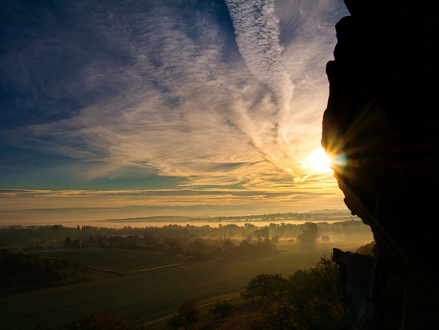 Sonnenaufgangsstimmung an der Teufelsmauer