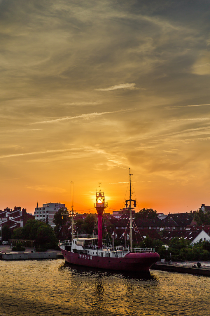 Sonnenfeuer im Feuerschiff Weser