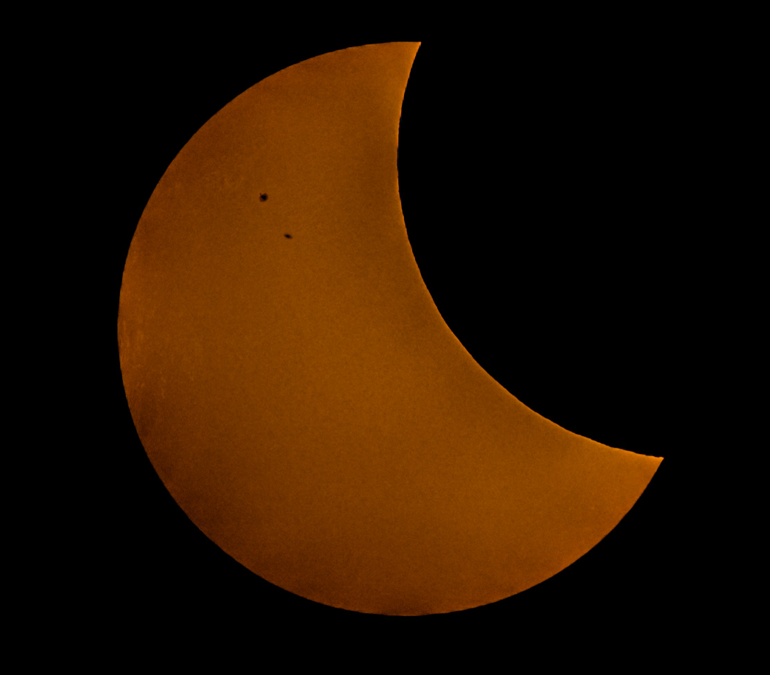 Sonnenfinsternis 2015 mit Sonnenfleck