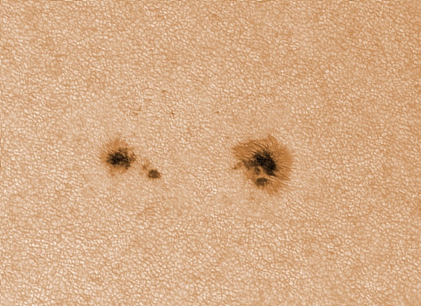 Sonnenfleck AR1061 vom 06.04.2010, 11:34 Uhr inkl. Granulation