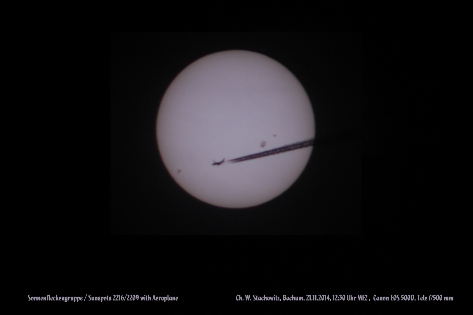 Sonnenfleckengruppe / Sunspots 2216/2209 with Aeroplane