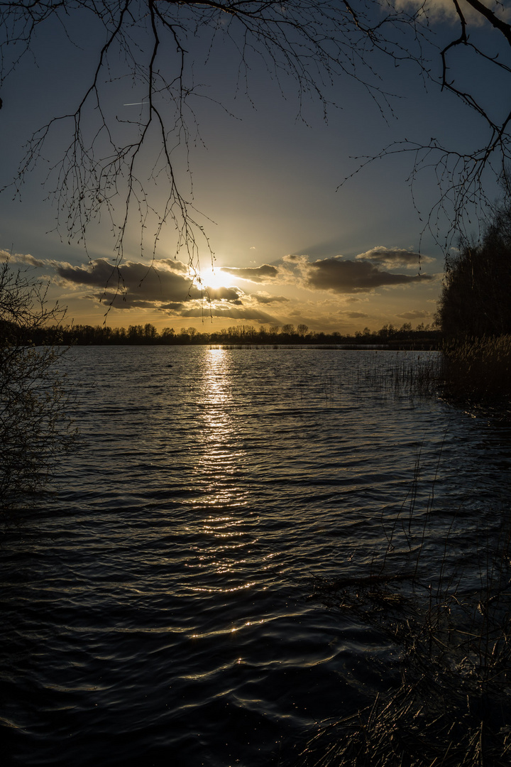 Sonnenglanz am Abendhimmel