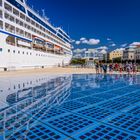 Sonnengruß mit Kreuzfahrtschiff, Zadar, Dalmatien, Kroatien