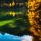 Sonnenlicht im Bergsee