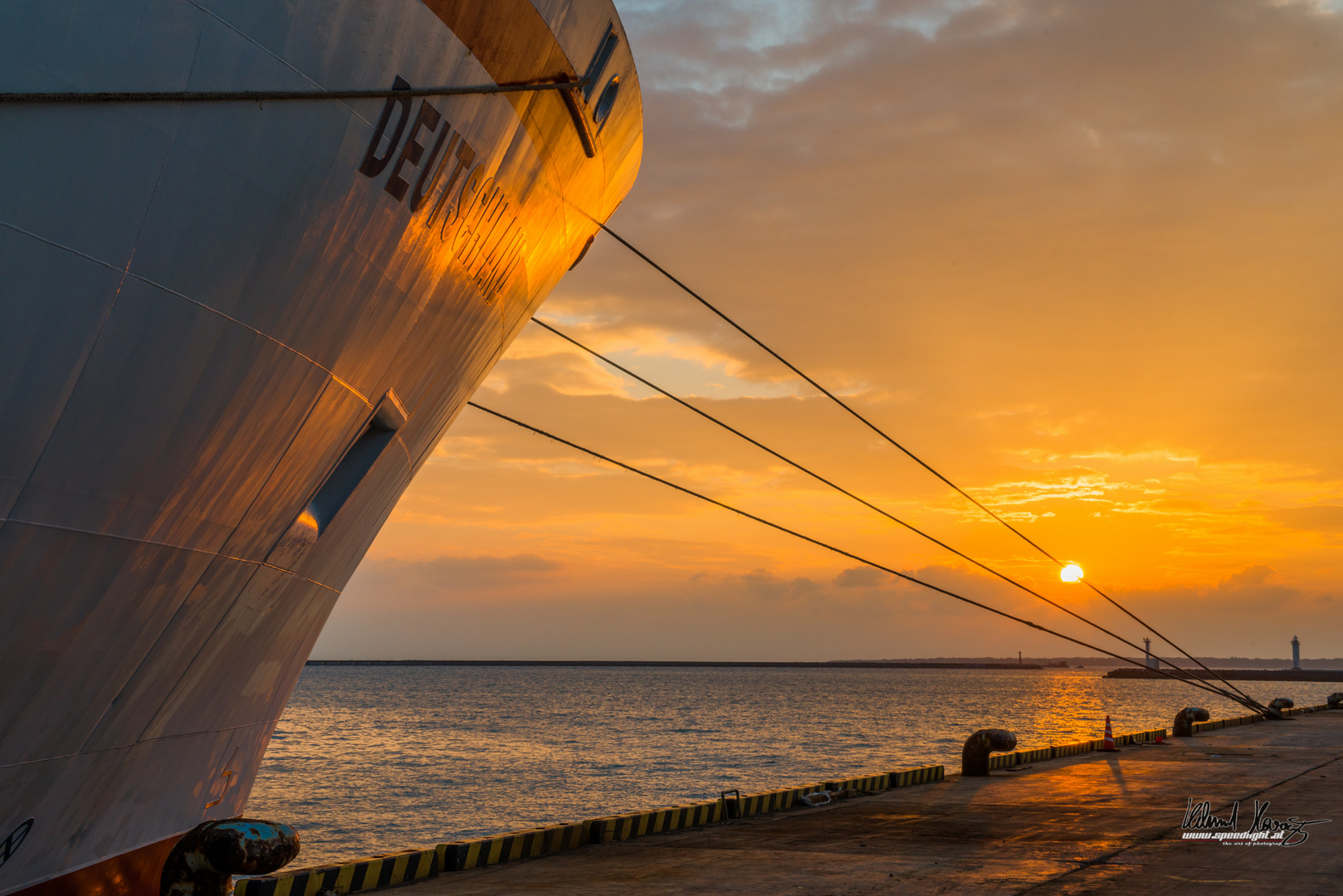 Sonnenntergang in Ishigaki, Japan