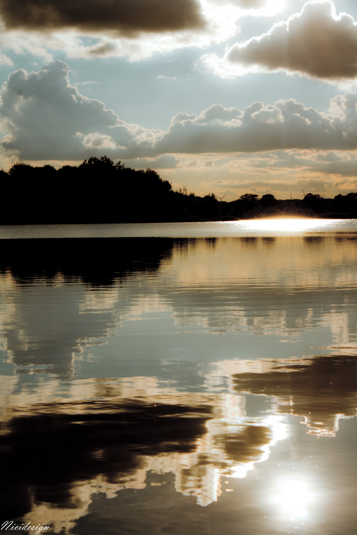 Sonnenschein am Baggersee