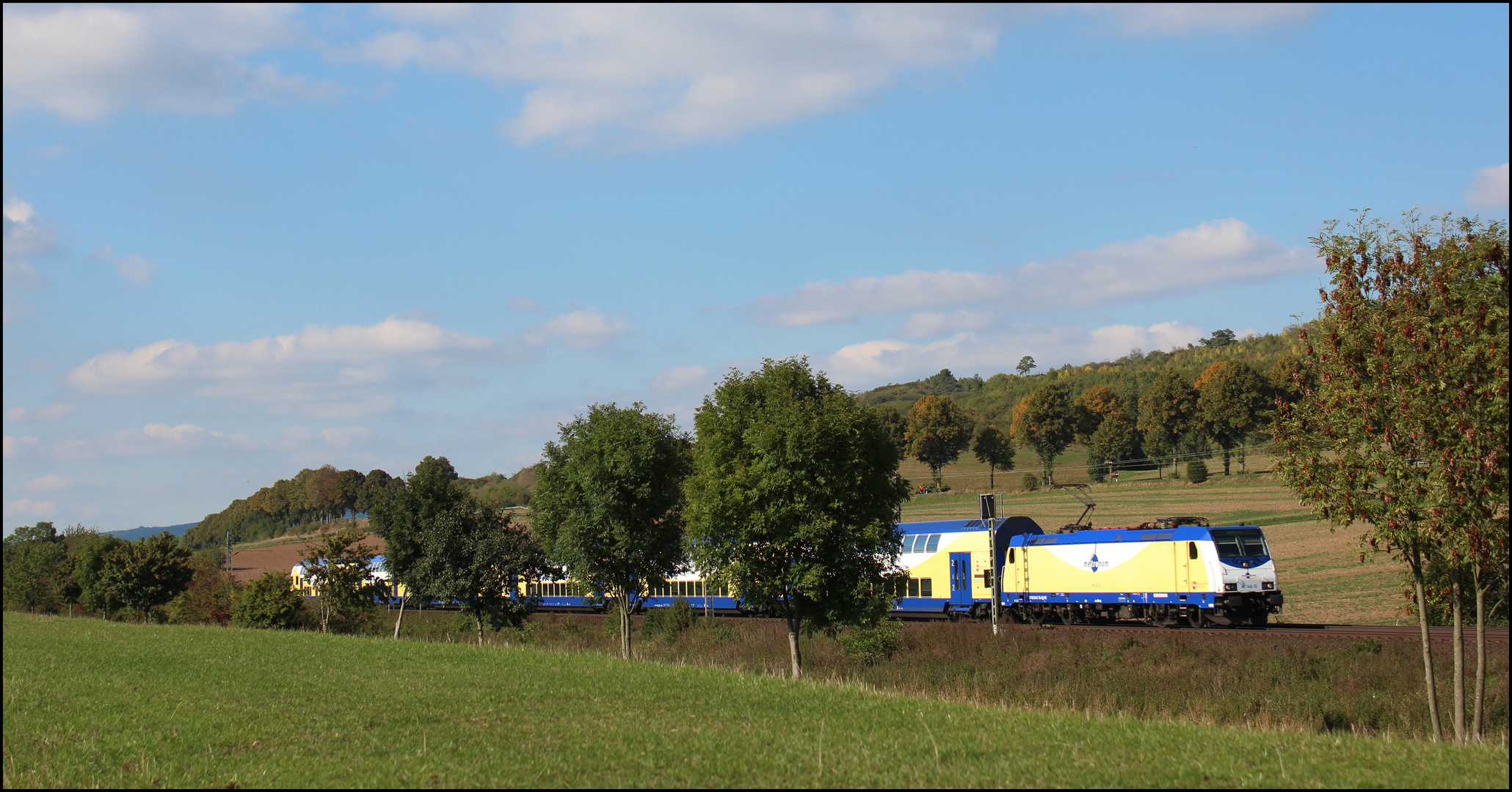 Sonnenschein, Herbstliche Temperaturen und eine Privatbahn!