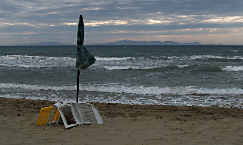 Sonnenschirm am Strand - Punta Ala