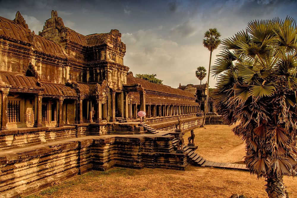 Sonnenschirm mit Tempel