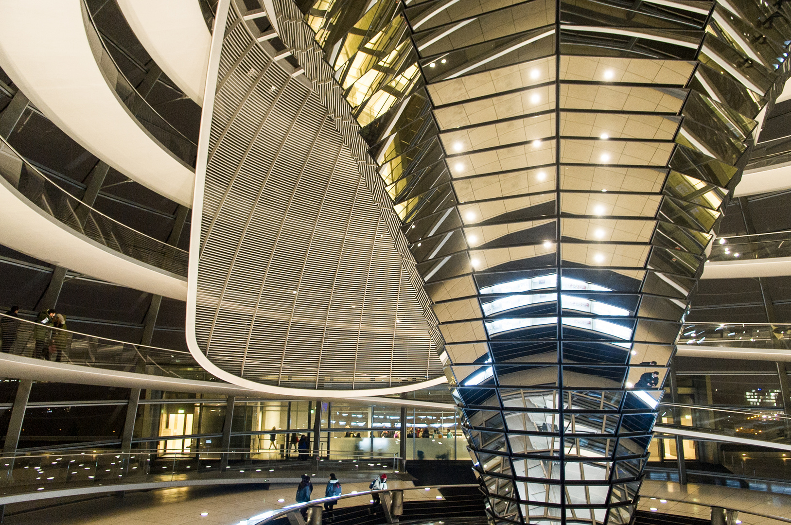 Sonnensegel im Bundestag