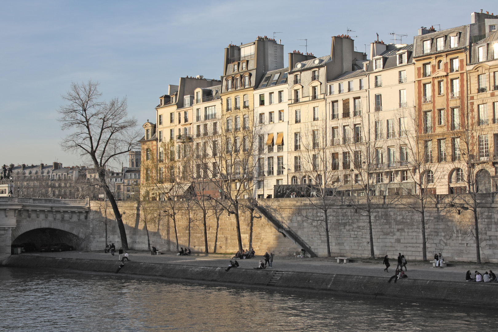 Sonnenseite an der Seine