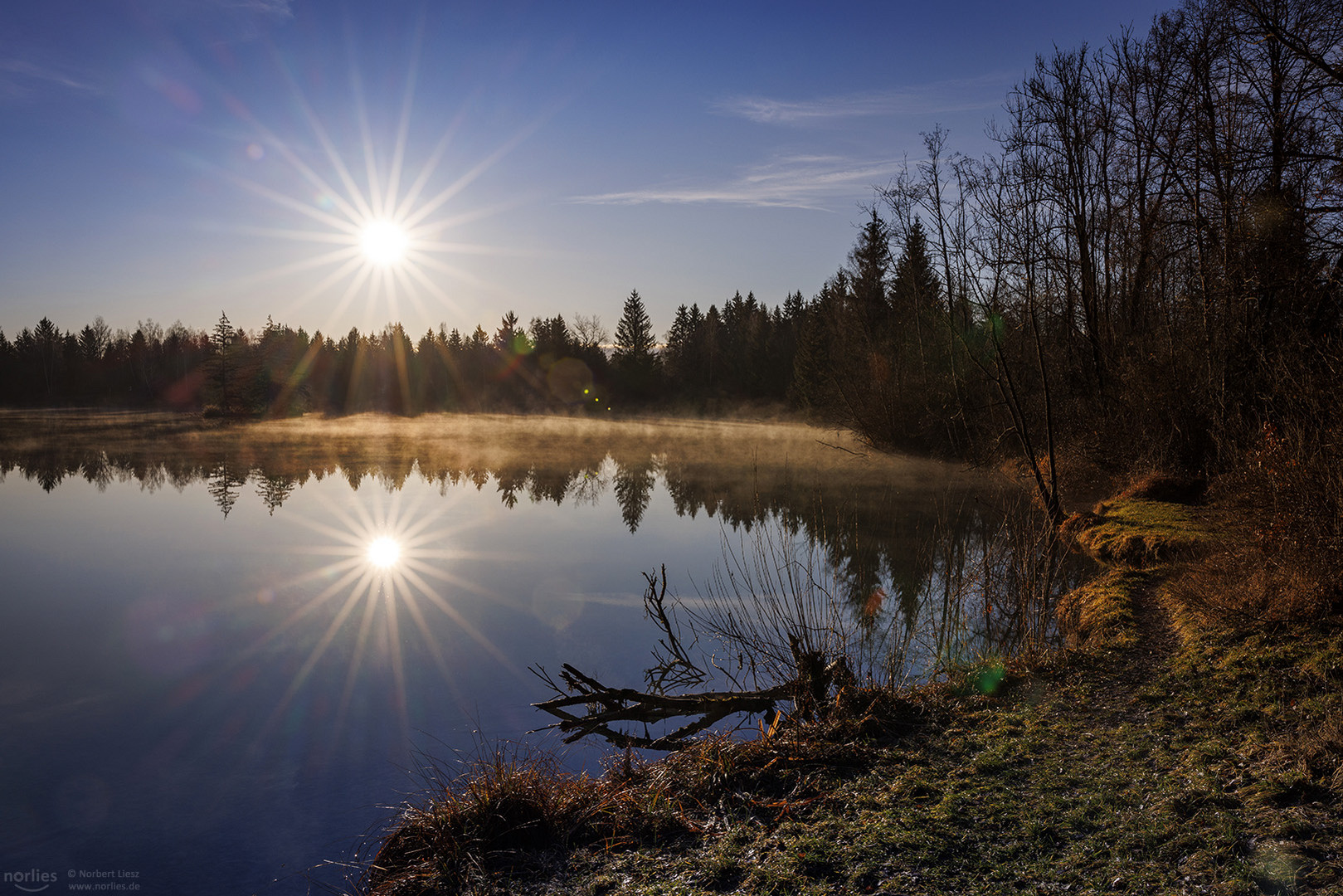 Sonnenspiegelung am See