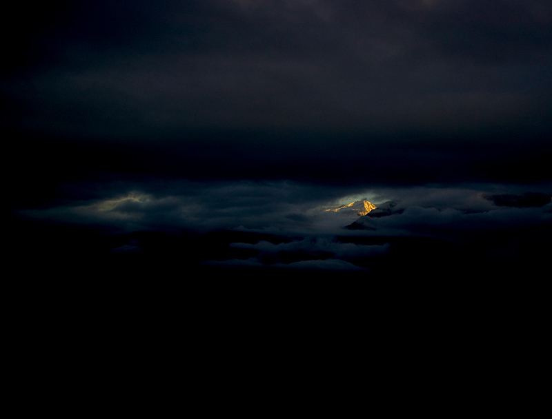 Sonnenspot auf Berg