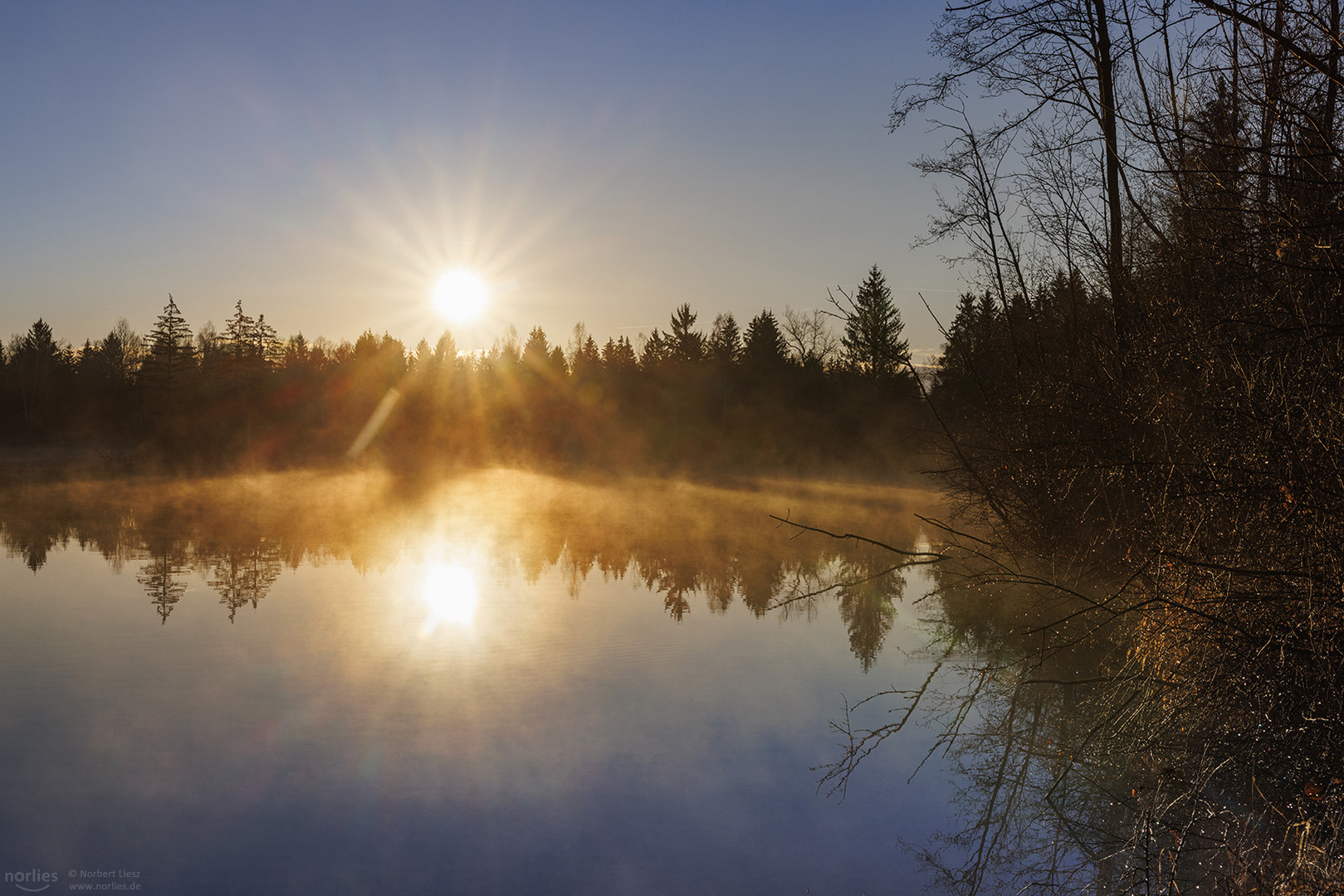 Sonnenstrahlen am See