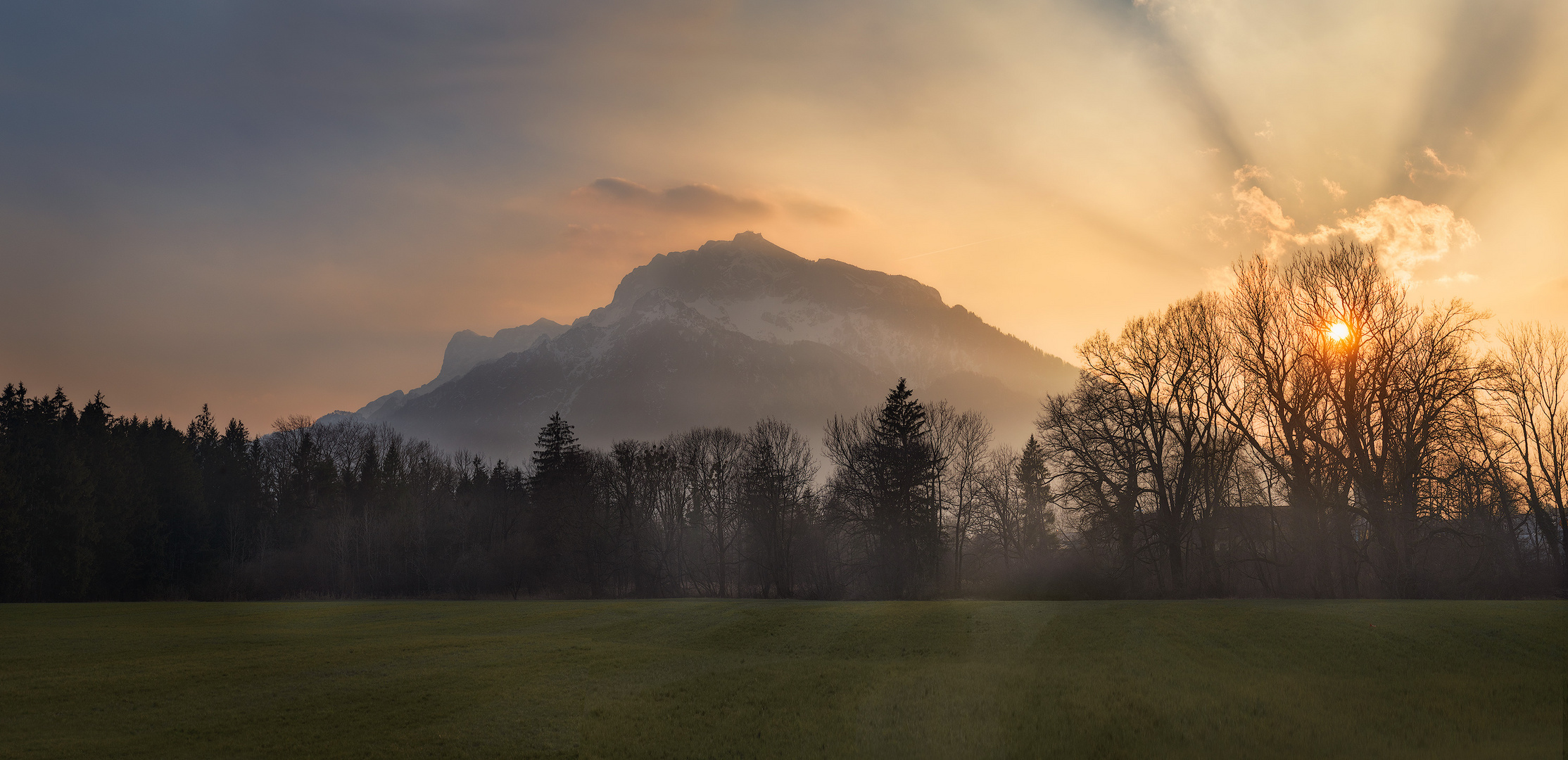 Sonnenstrahlen am Untersberg