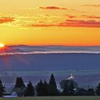 Sonnenstrahlen und Sonne und Liliendstein im Elbenebel...