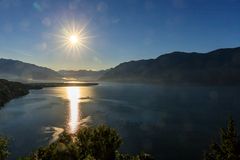 Sonnenstrasse über dem Lago