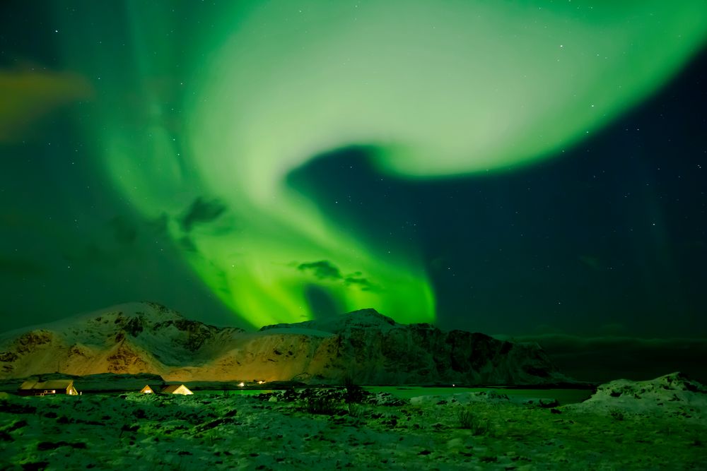 Sonnensturm über Ramberg/Lofoten