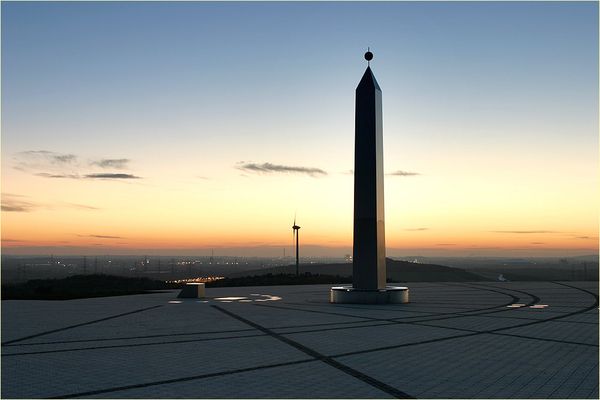 Sonnenuhr Halde Hohenwart