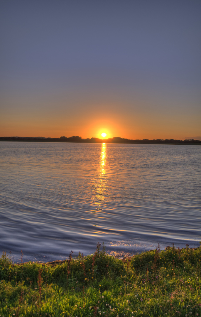 Sonnenuntagng am See