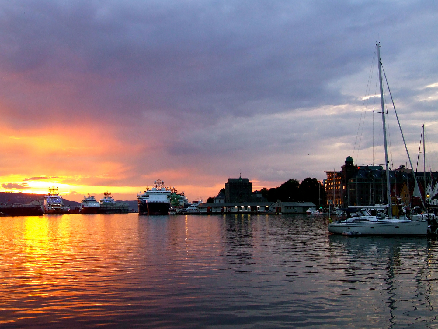 Sonnenunterganag in Bergen, Norwegen