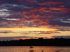 Sonnenuntergang 080712 a - der Himmel brennt