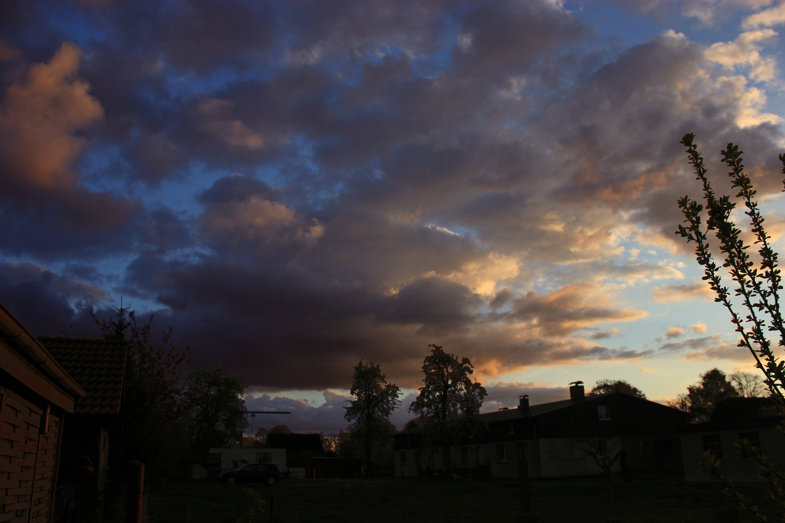 Sonnenuntergang, 1. Mai in Neuenkirchen, Mecklenburg-Vorpommern II