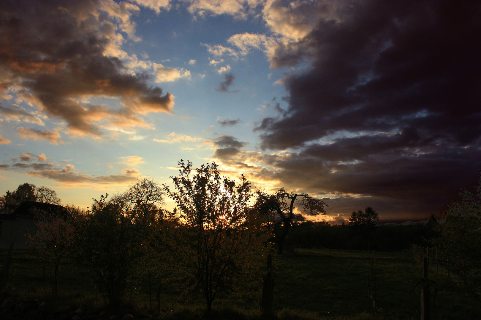 Sonnenuntergang, 1. Mai in Neuenkirchen, Mecklenburg-Vorpommern III