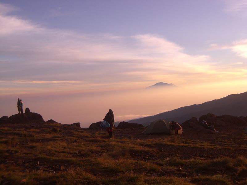 Sonnenuntergang 2 Shira Camp Kilimanjaro mit Blick auf Mount Meru