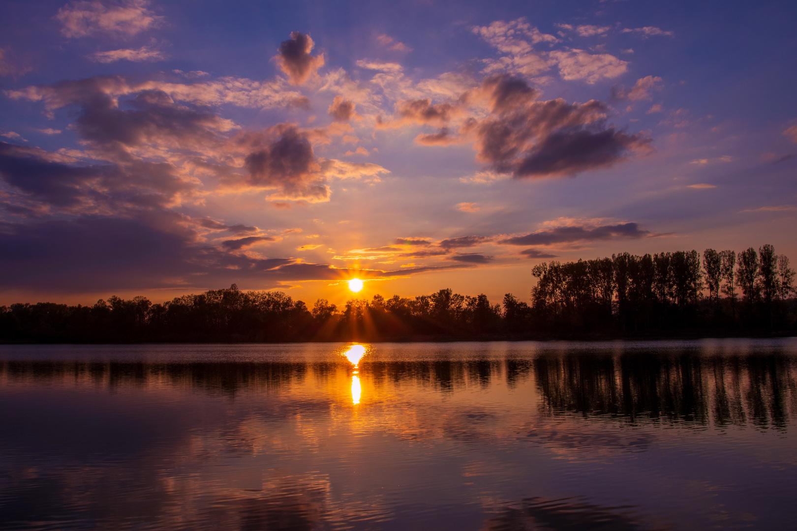 **SONNENUNTERGANG **