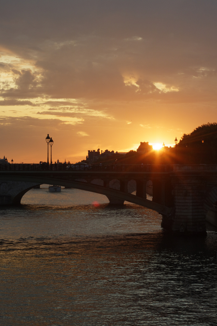 Sonnenuntergang a la Paris