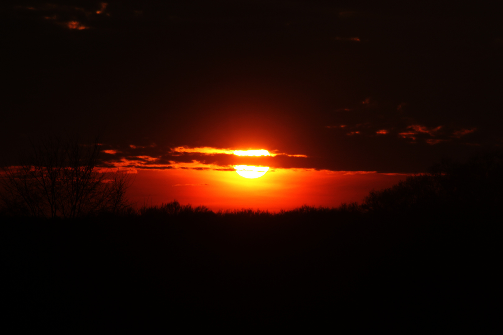 Sonnenuntergang am 14.04.2015 in Darfeld