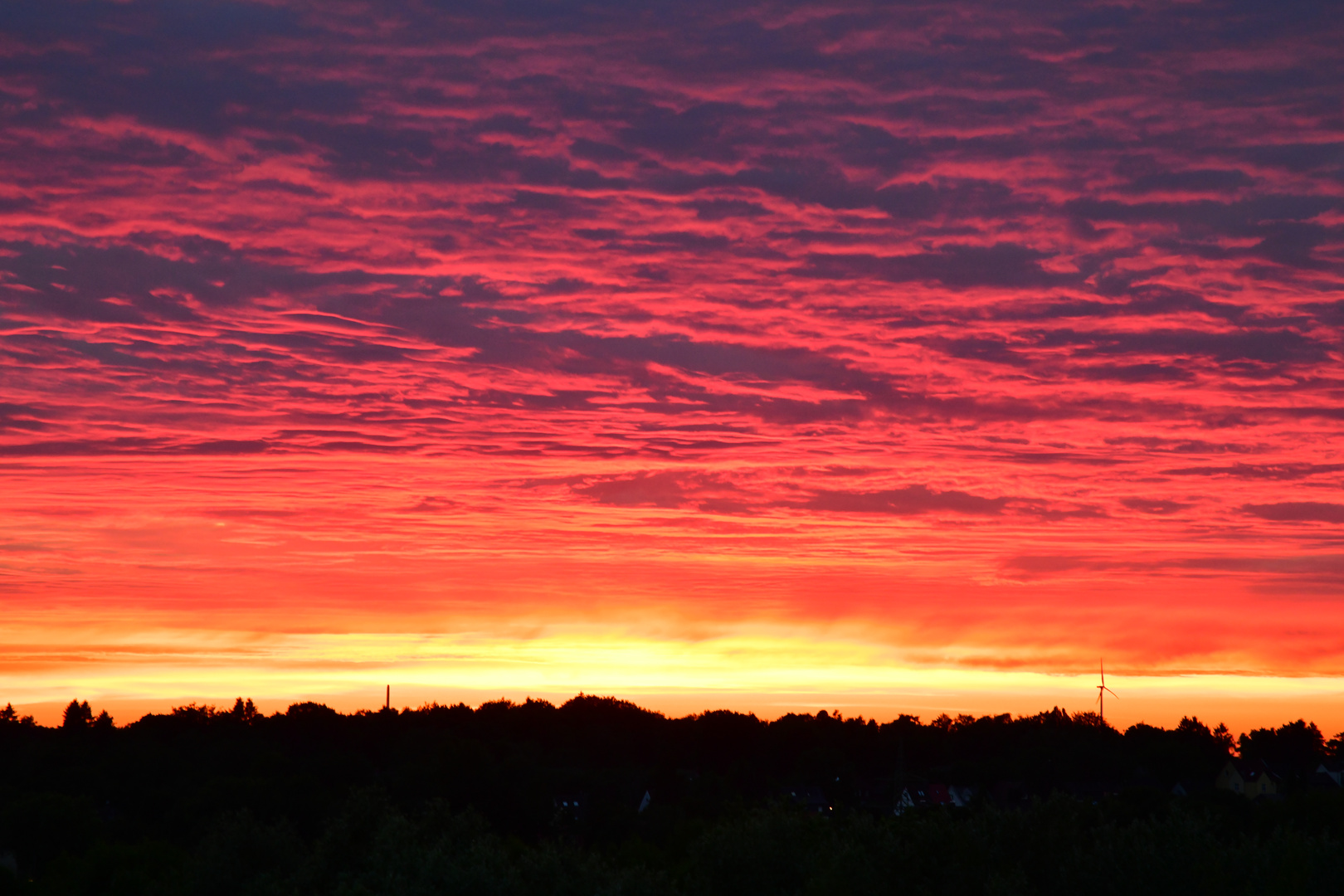 Sonnenuntergang am 21.06.2022 über Recklinghausen Nord