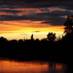 Sonnenuntergang am 29. August 2020 mit Spiegelung in der Mulde