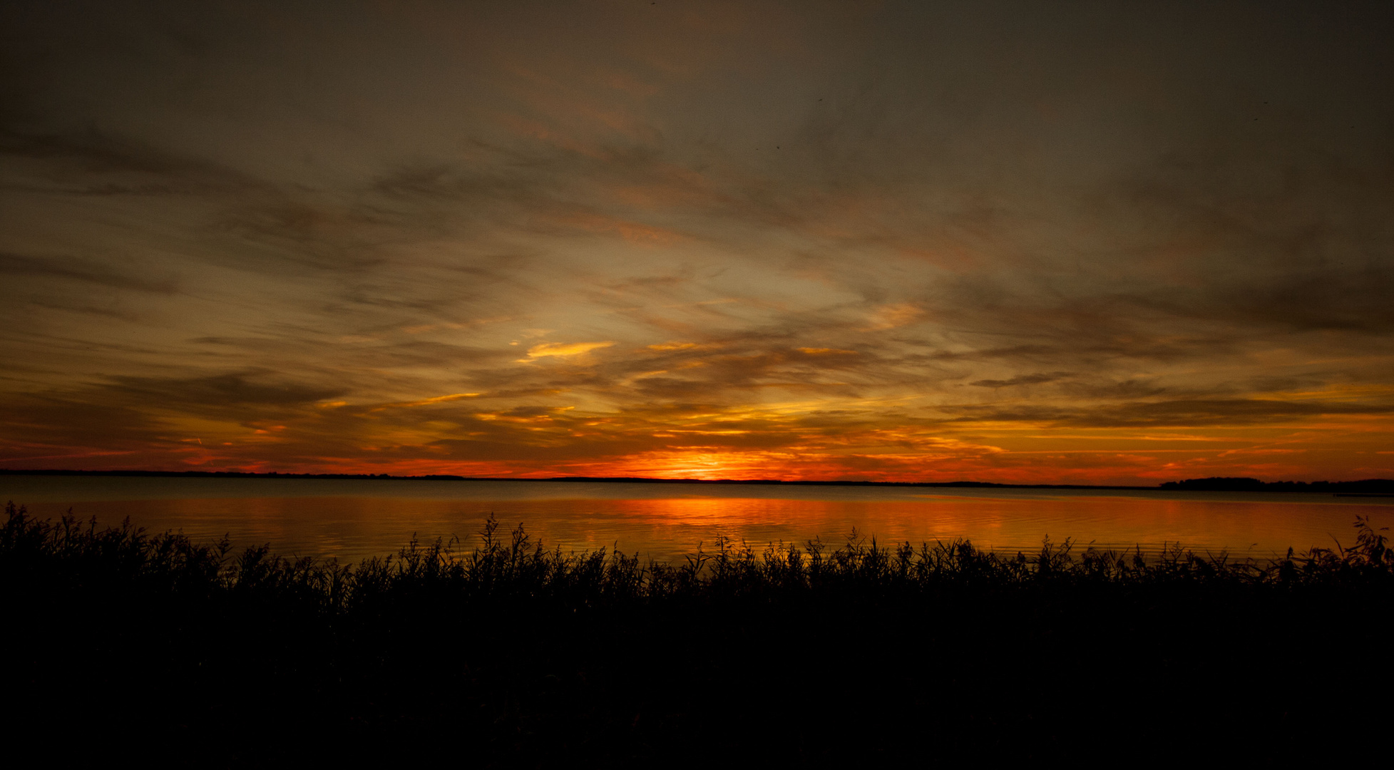 Sonnenuntergang am Achterwasser