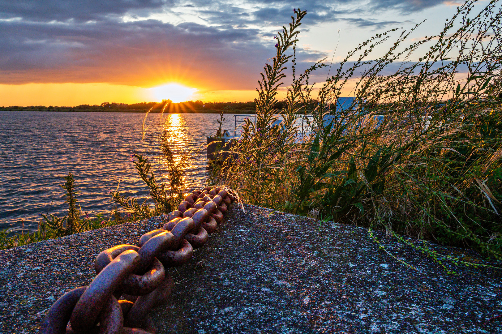 Sonnenuntergang am Anleger in Rothensee