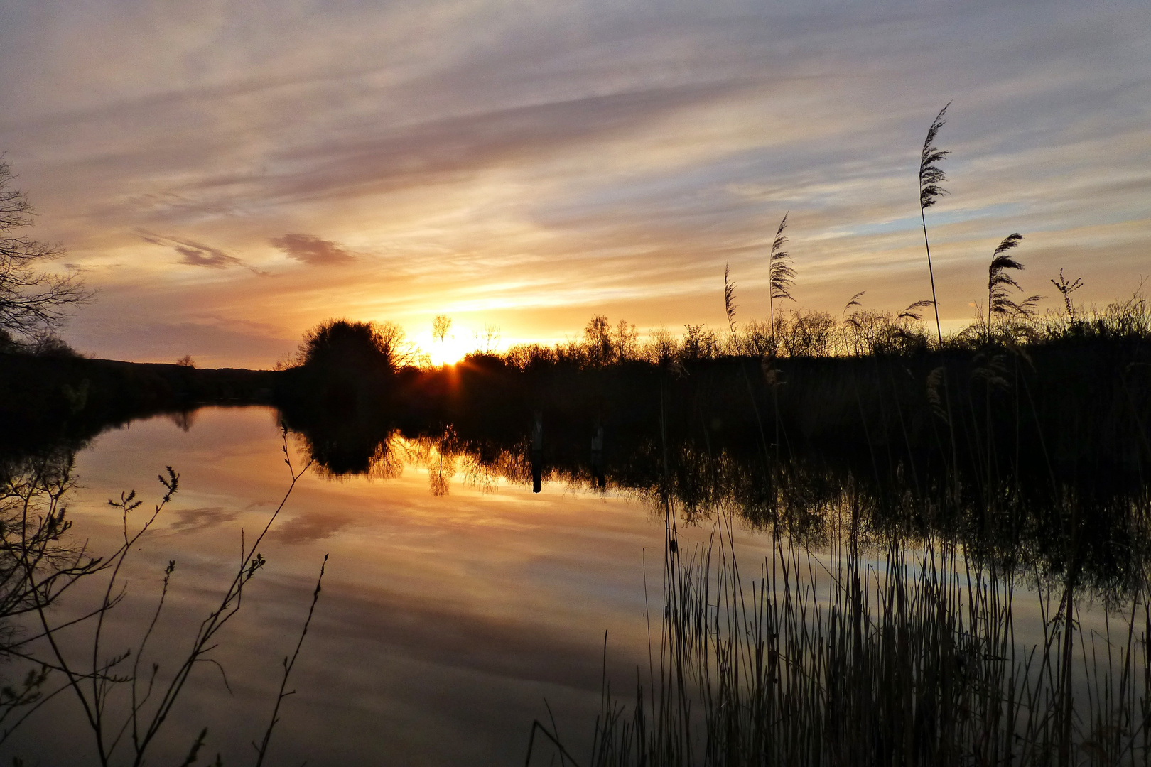 Sonnenuntergang am Ausläufer des Teterower Sees