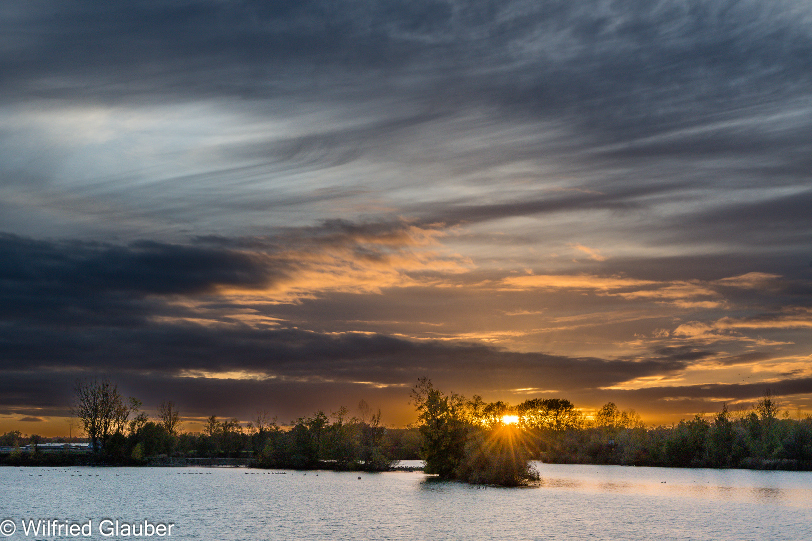 Sonnenuntergang am Baggersee