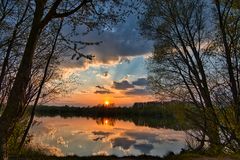 Sonnenuntergang am Baggersee