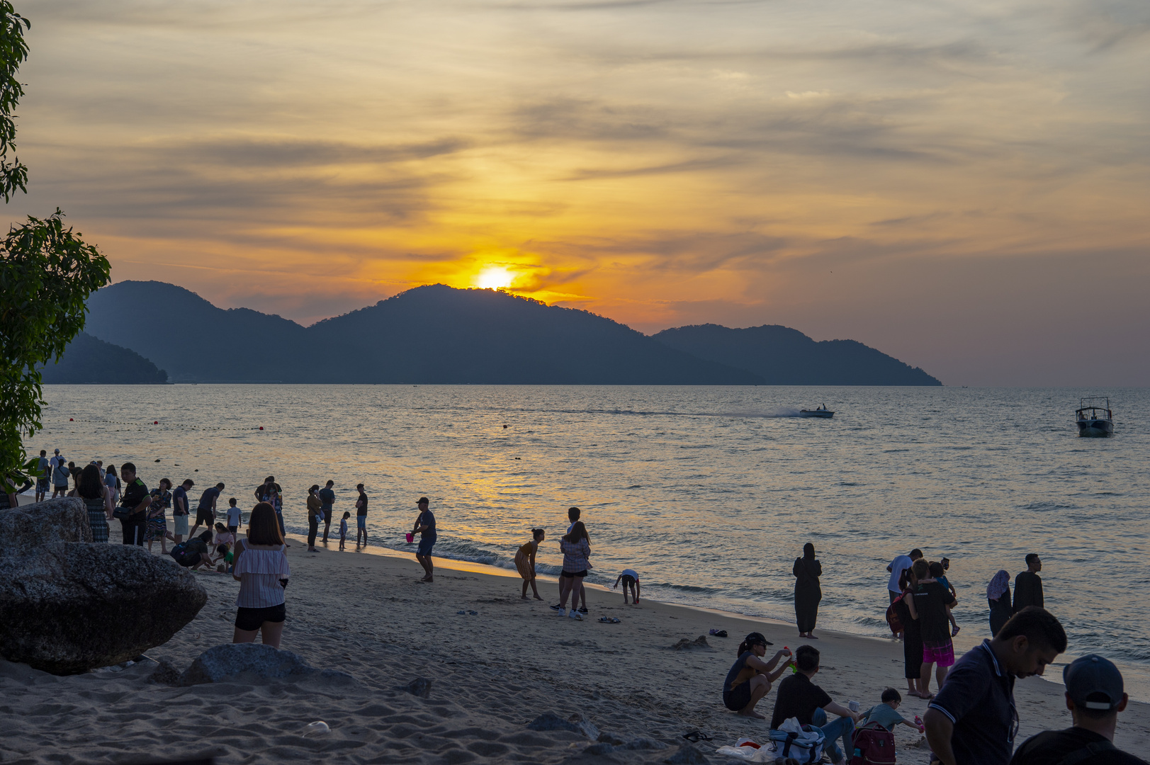 Sonnenuntergang am Batu Ferringhi Beach