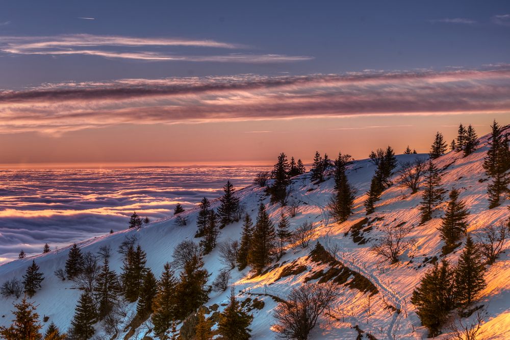 Sonnenuntergang am Belchen 1