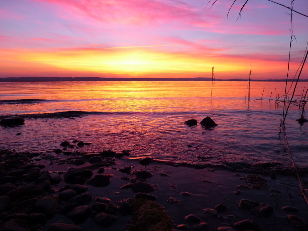 Sonnenuntergang am Bodensee bearbeitet :-) 