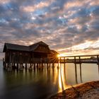 Sonnenuntergang am Bootshaus in Stegen am Ammersee