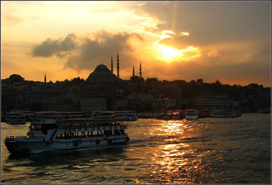 Sonnenuntergang am Bosporus