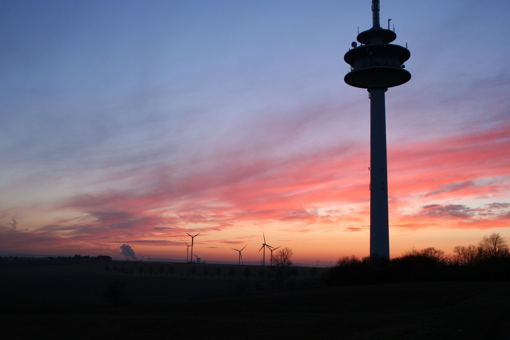 Sonnenuntergang am Braunschweiger Fernsehturm