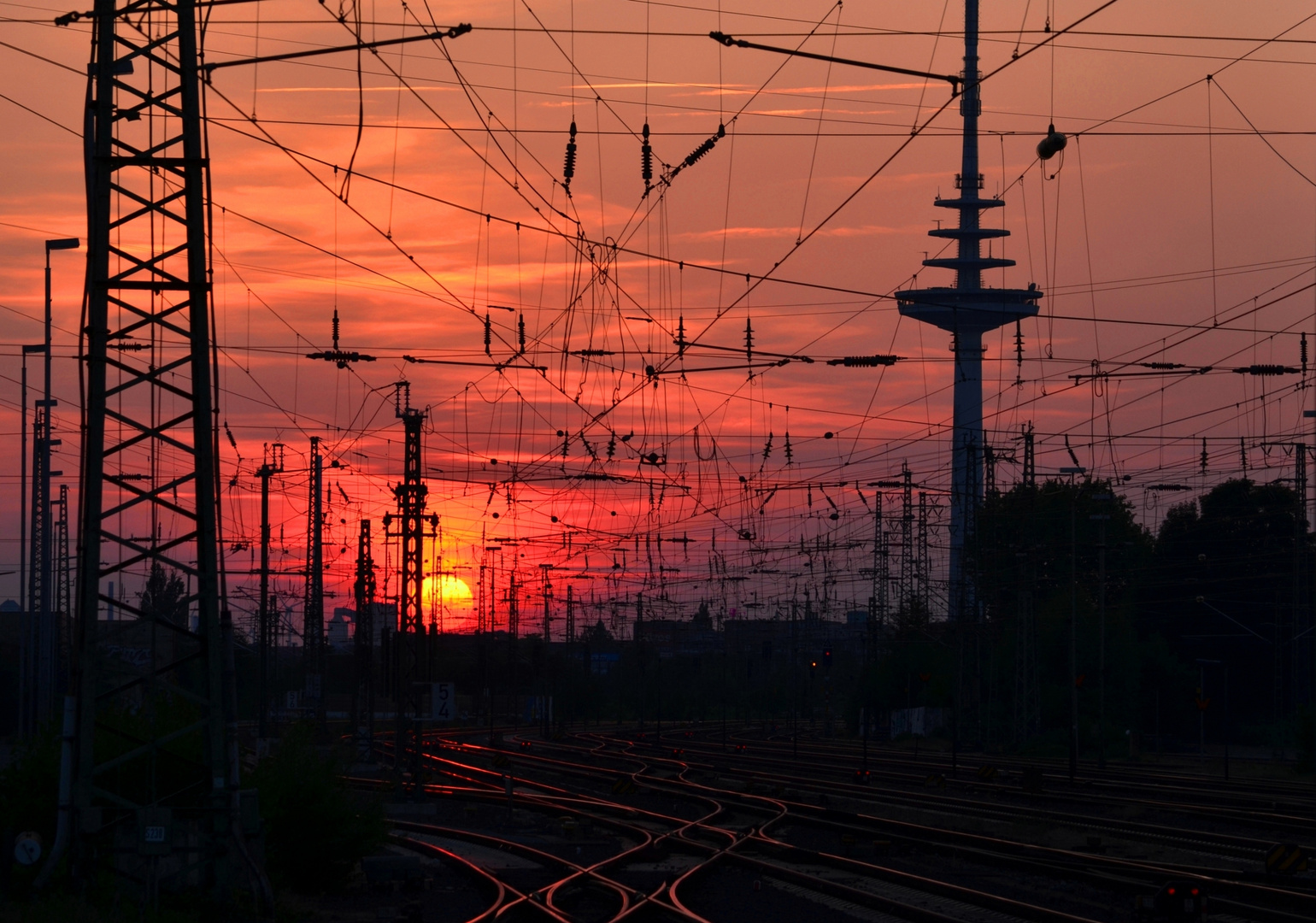 Sonnenuntergang am Bremer Bahnhof